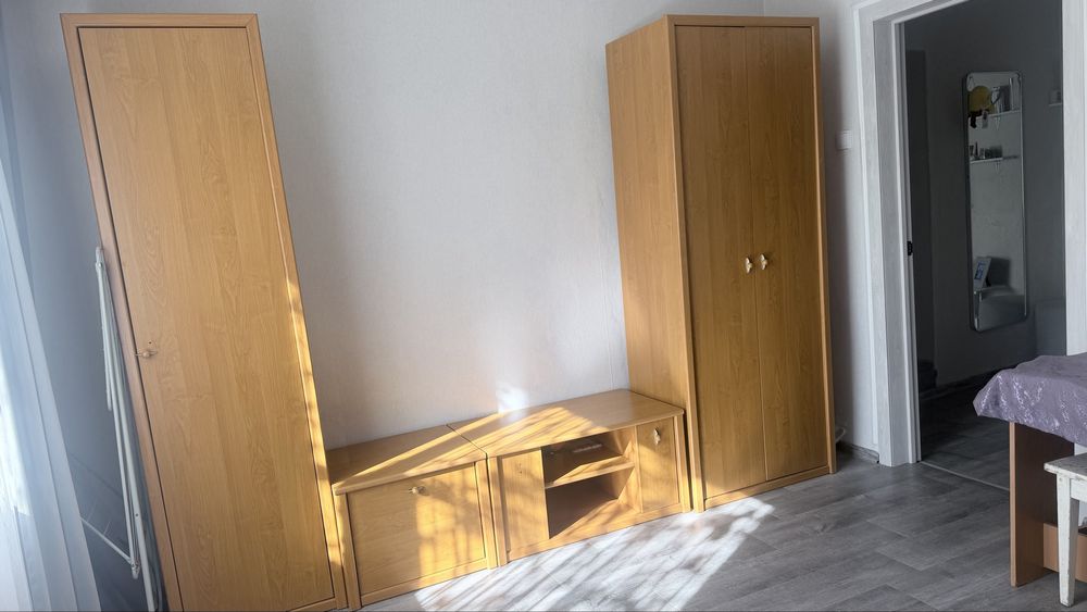 Продам шкафы гарнитур