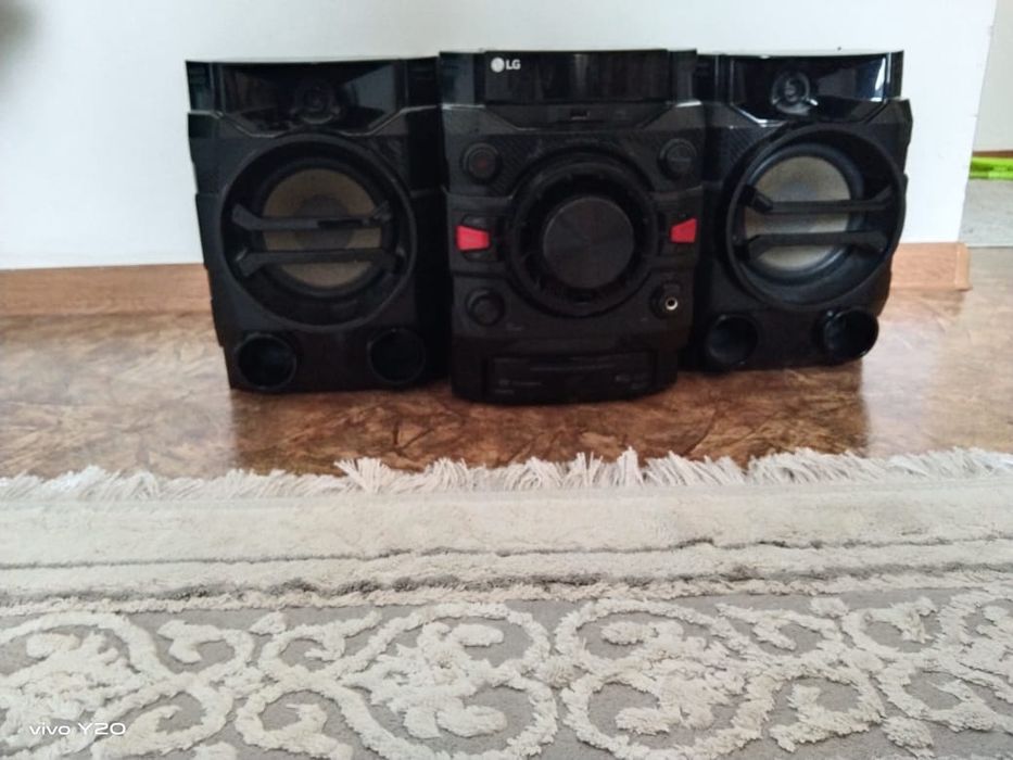 Продам музыкалный центр