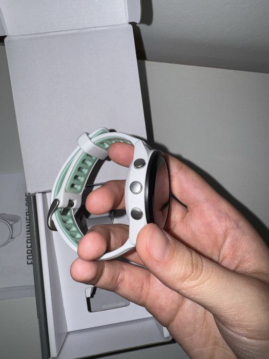 Часы Garmin Forerunner 265S