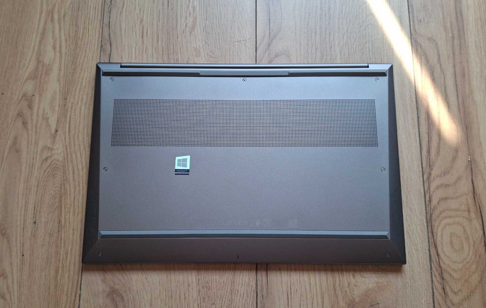 15.6' HP ZBook G7 Intel Core i7-10750H/NVIDIA RTX 2070 8GB/32GB/1TB SSD/Бат.5ч.
