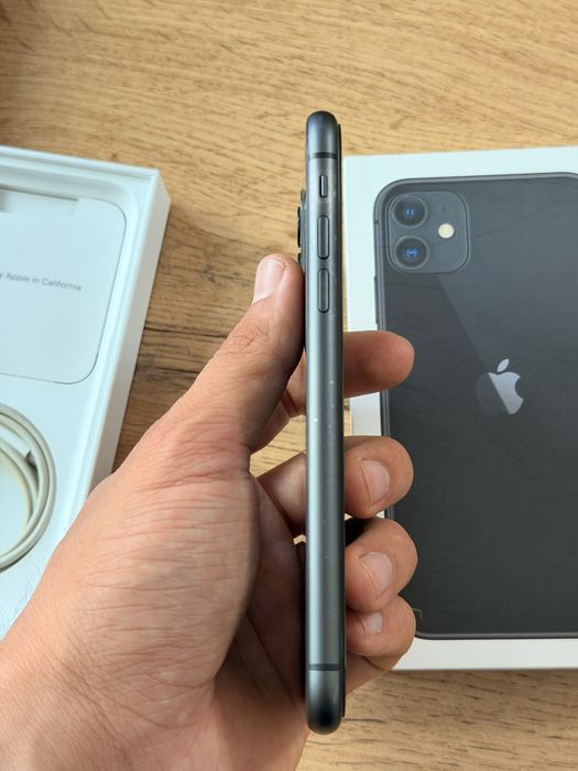 IPhone 11 64 GB 74% акумулятор