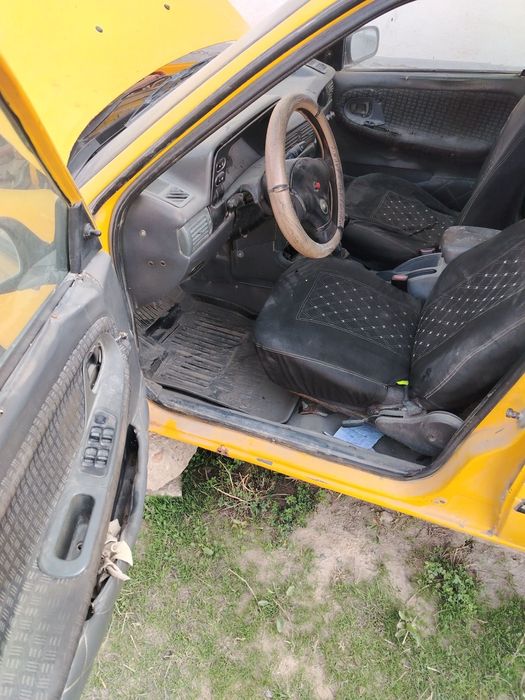 Yaxshi xolatdagi nexia 1 sotiladi