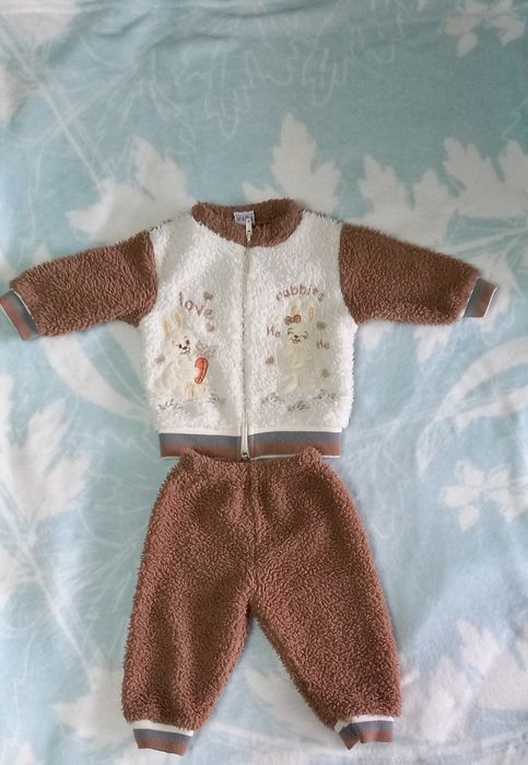 Отдам даром детские вещи