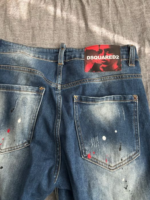 Продавам дънки DSQUARED2