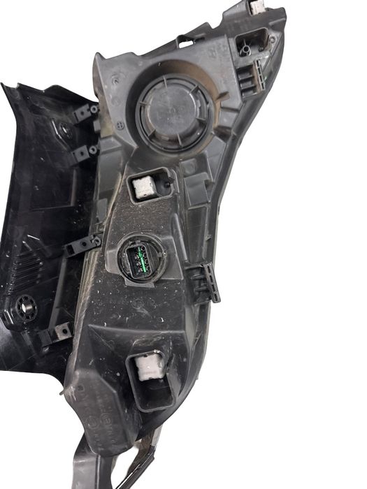 Far Stanga Hyundai Tucson 4 2021+