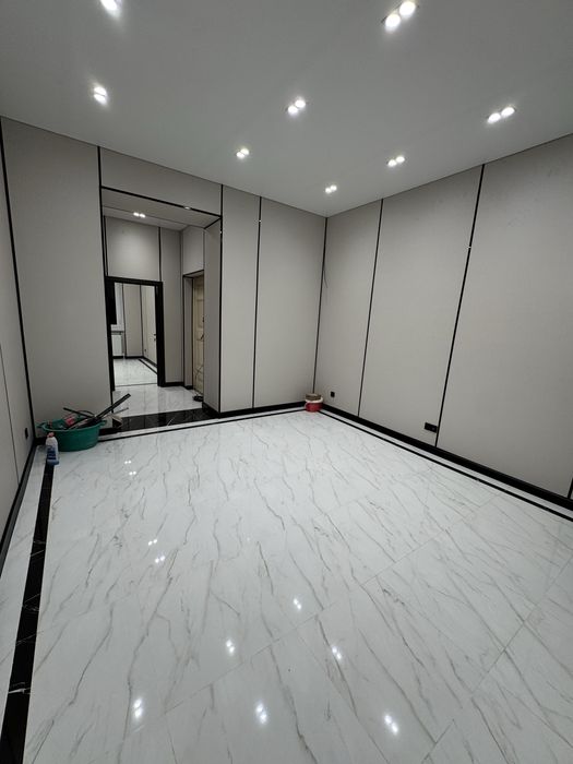 От Собственник  продаётся 2 помещения по 50кв 1 линия в шота руставели