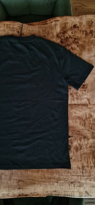 Оригинална черна тениска Dsquared2, модел ICONique (100% памук!)