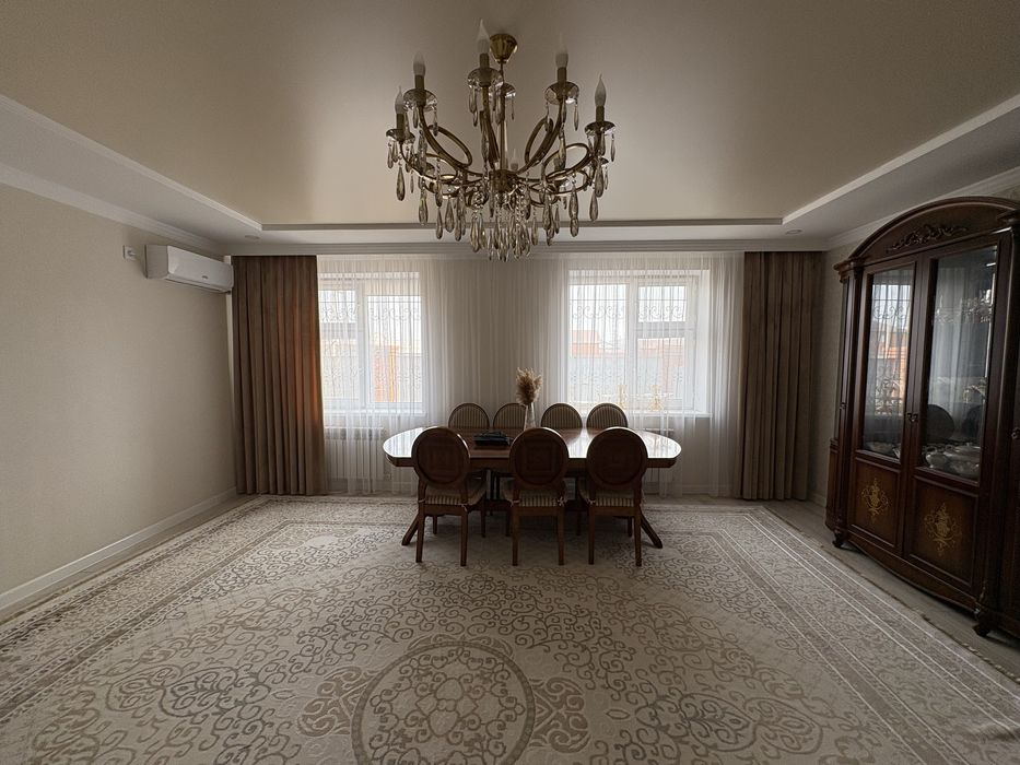 Коттедж в мкр Саркамыс 1