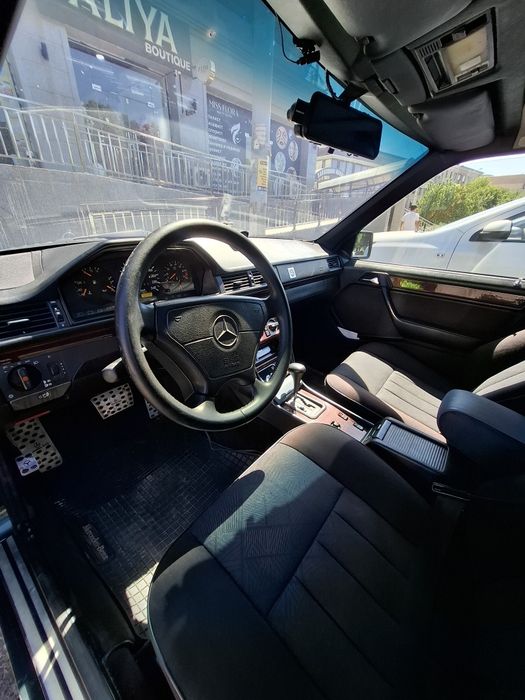 Mercedes benz w124 E230