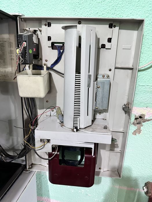 Кофе автомат для горячих напитков