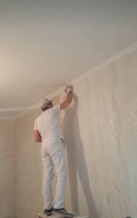 обои , галтели ...