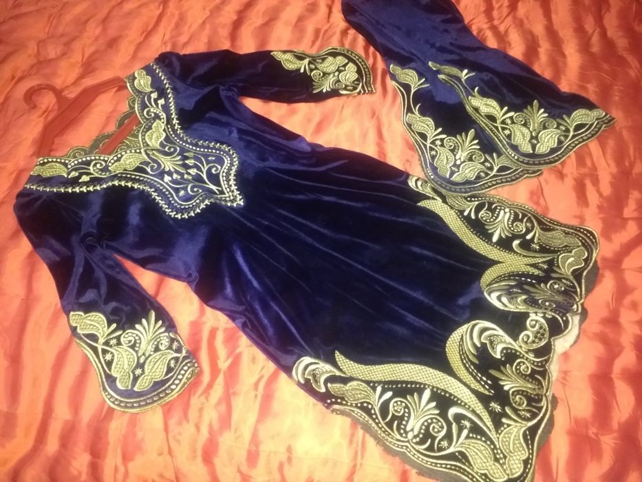 Мучал ешга тайер  хар  хил  сарполар .