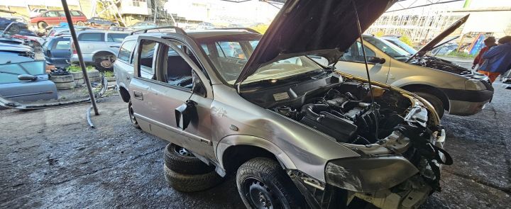 Galerie admisie /653 25325330 Opel Astra G