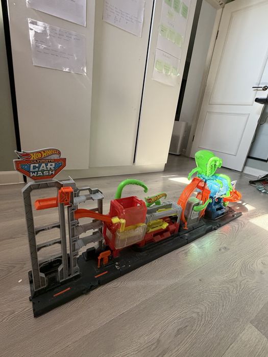 Автомойка Hot Wheels с осьминогом