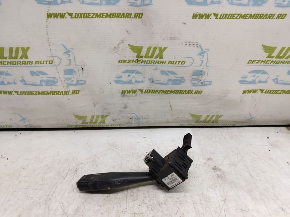 Maneta stergatoare stergator 1k0953519a Audi A3 8P [2003 - 2005]