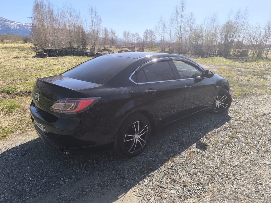 Продам машину мазда 6