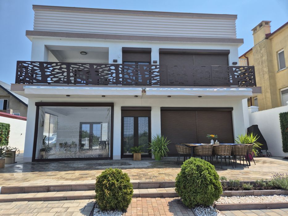 Copertine Retractabile, Pergole Bioclimatice, Copertine Fixe