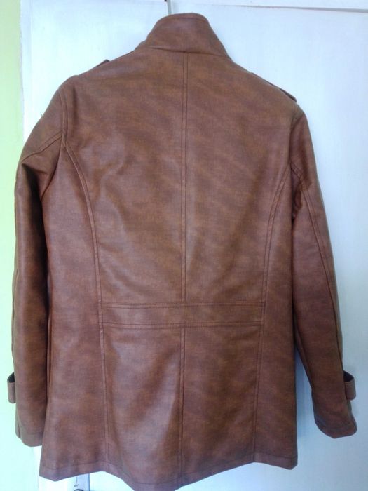 Детски комплект анцуг и мъжко кожено яке.