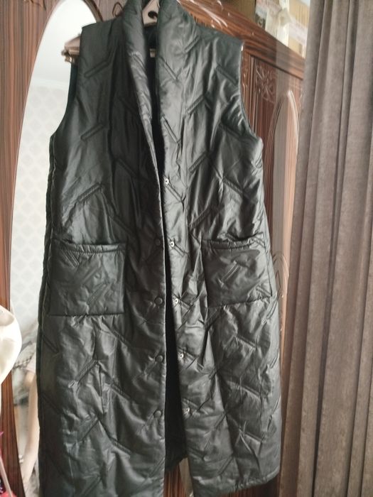 Безрукавка женская