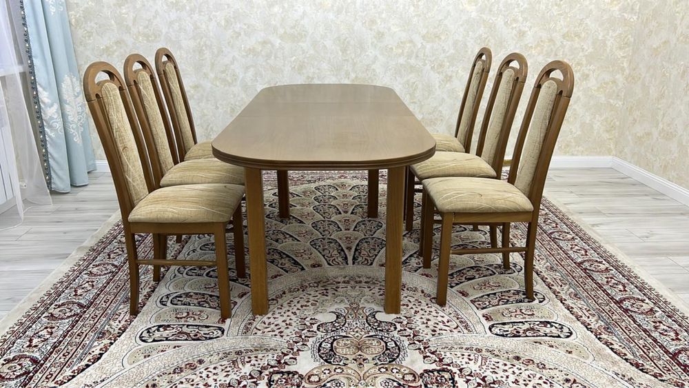 Продам стол со стульями