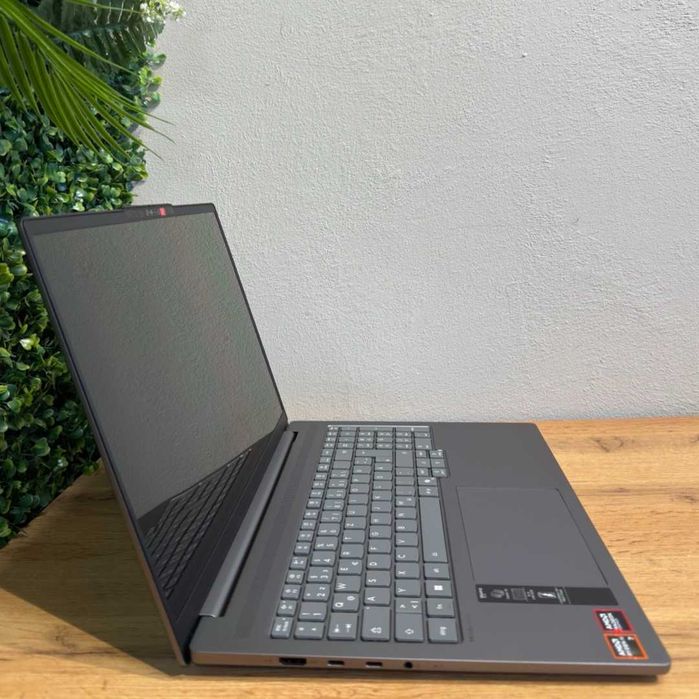 Lenovo IdeaPad Pro 5 AMD Ryzen Ai 7 350 SSD 1TB RAM 32GB Gray - GARANTIE 12 LUNI | TrueGSM
