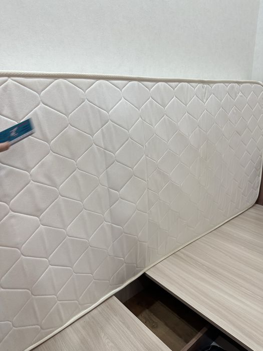 Продам матрас 90*200см