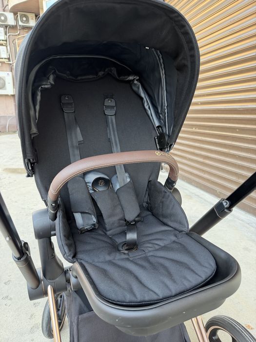 Количка Cybex e-priam пълен комплект