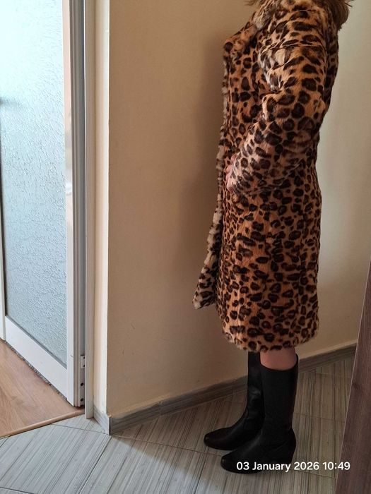 Палто от естествена кожа Индийски Леопард. Размер S. Произход Пакистан