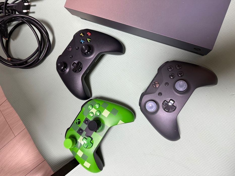 Xbox one x 1tb Ideal