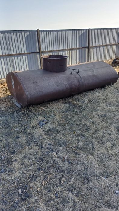 Продам цистерну 3 м³