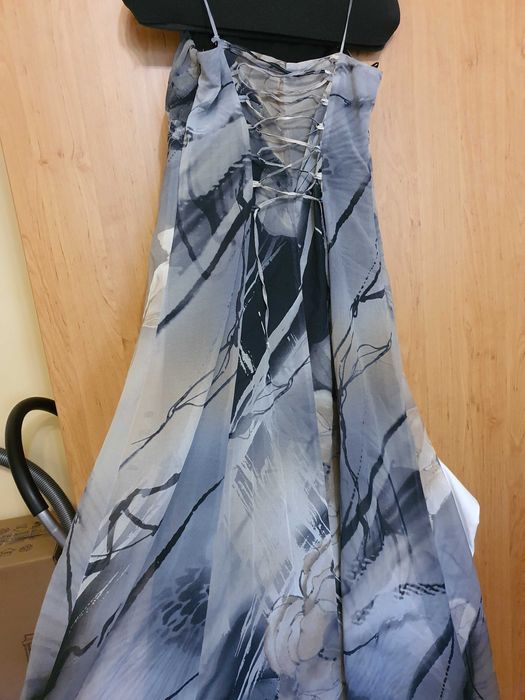 Дамска рокля от коприна, дълга, елегантна