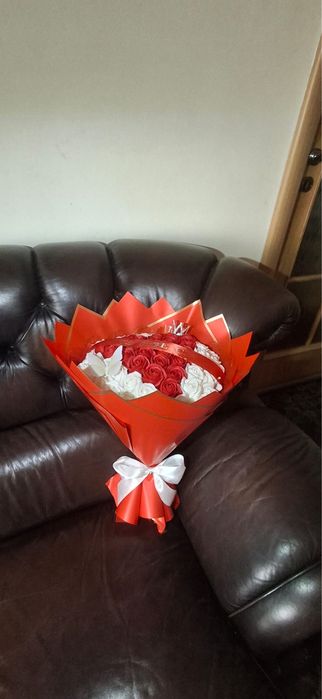 Buchet inima cu trandafiri din sapun