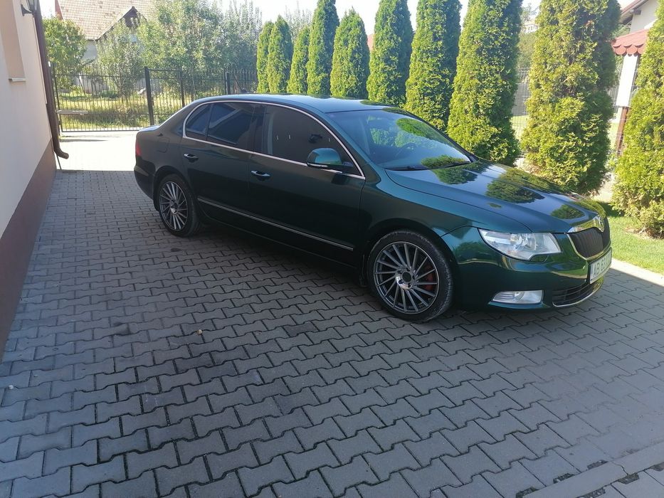 Vând Skoda Superb 2