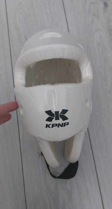 Шлем для карате.