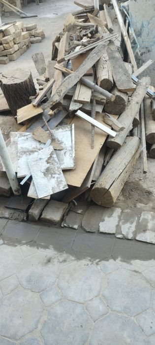 1 kamazga yaqin O'tin   Примерно 1 вагон дров
