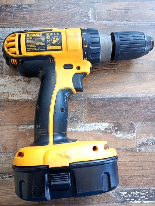 Rotopercutor filetantă dewalt 18v
