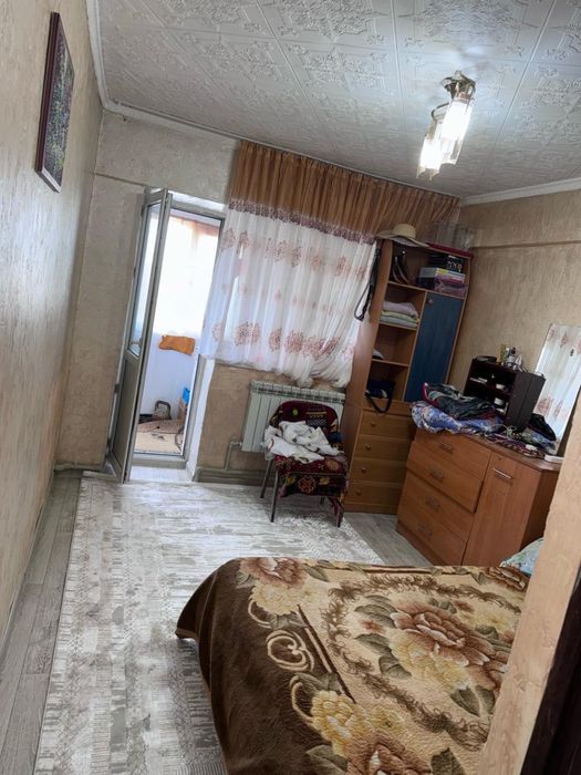 Продам квартиру 4х комнатную
