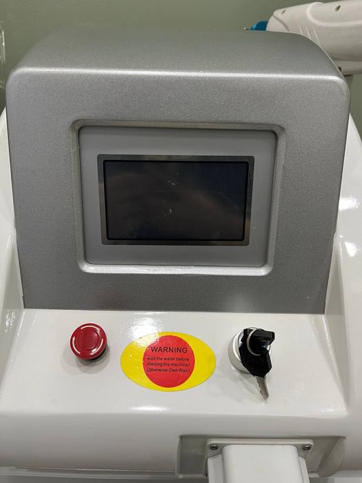 Лазерный аппарат для удаления татуажа и татуировок