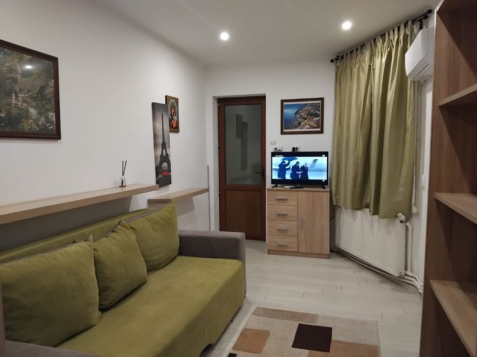 Proprietar/garsoniera curte/Parc Carol/centrala/AC