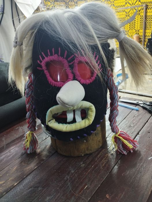 Măști tradiționale de băbuță