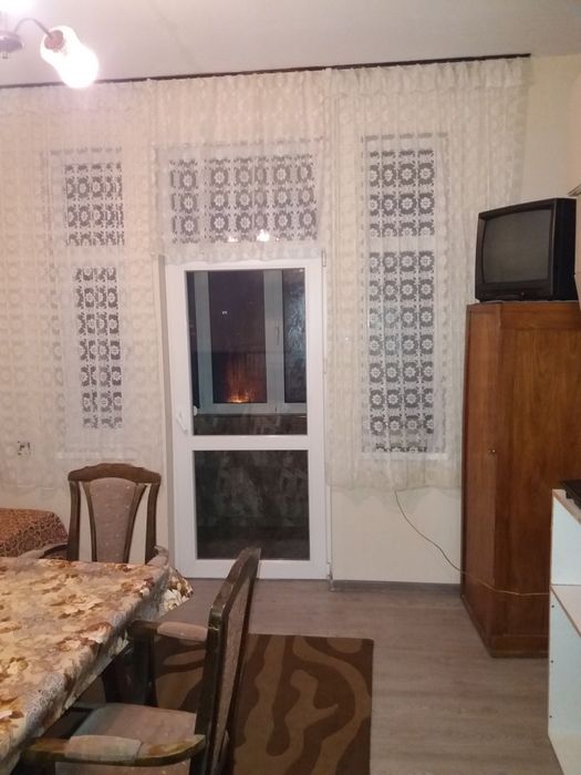 Дава се под наем  в Шумен, Математическа гимназия - 16 кв.м за 102 € - Снимка #3
