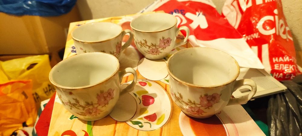 Порцеланов сервиз