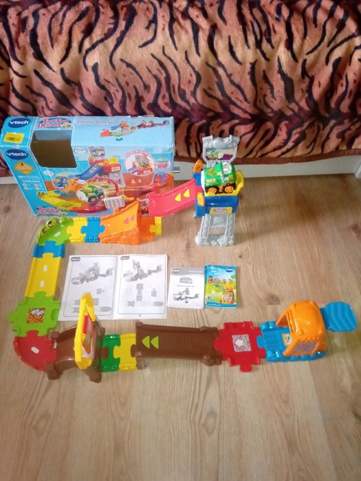 Traseu Vtech toot toot