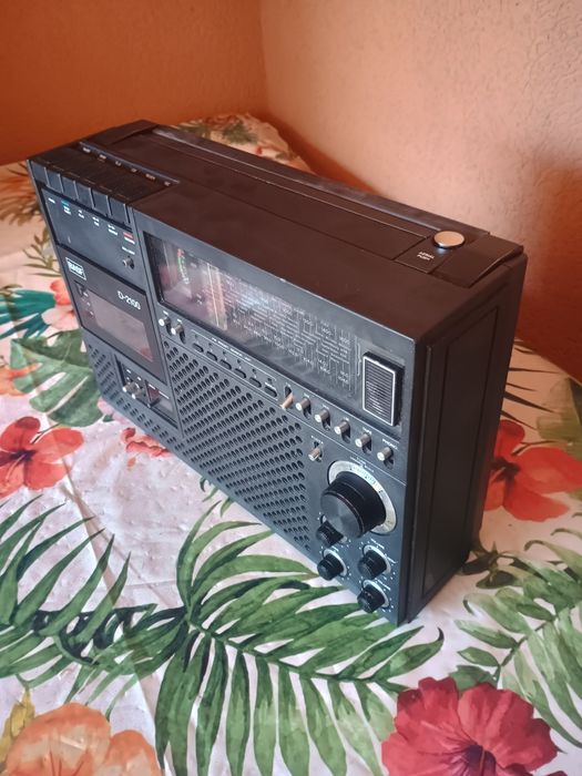 Radiocasetofon BASF model: D-2100