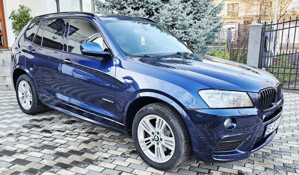Vand BMW X3 F25 M-pachet x-drive Navi Xenon Recaro volan încălzit