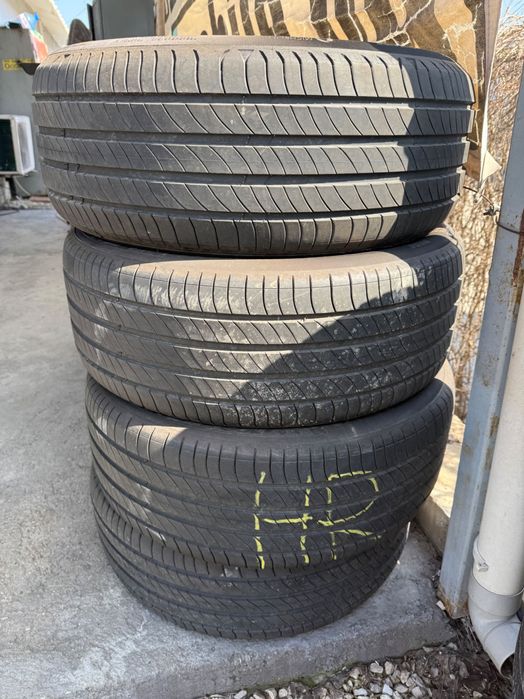 235 50 19 летни гуми ДОТ25год. почти нови MICHELIN