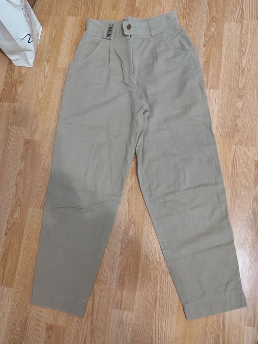 Pantaloni măsura 38