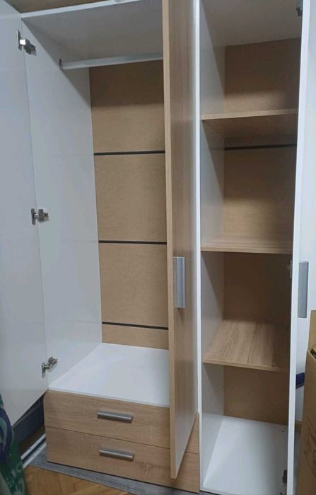 Гардероб за стая Ш 104 х Д 50 х В 185