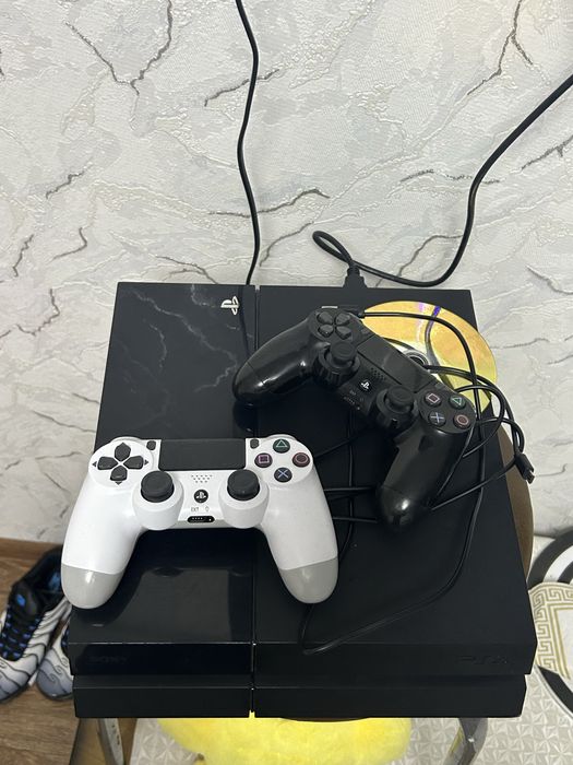 ps4 состояние хороший игры фифа 25 ювс еще есть диска мортоль и гта5