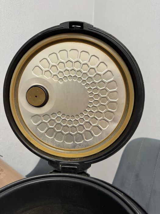 Продам мультиварку